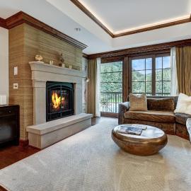 Remodeled 3 Bedroom Valley View at Ritz Carlton condo, hotel u gradu Vejl