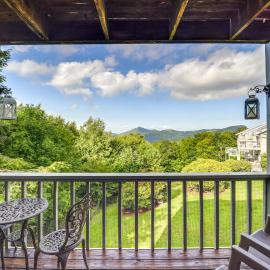 Close to Hiking & Town! Peaceful Sugar Mtn Condo, hotel a Sugar Mountain
