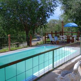 Altos del Peñón Cabañas, hotel i Casa Grande