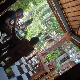 Dannyjuljol Homestay, hotell i Dompu
