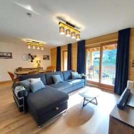 Superbe Appartement Pied de Pistes pour 7 pers avec Balcon, WIFI et Parking - FR-1-356-495