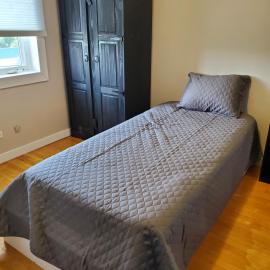 Le1226-Private Room 8 with Free WIFI and Parking, hotel in Edmundston