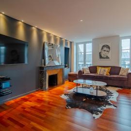 Le Grand Duplex - Spacieux - Hyper Centre - Wifi -TheGoodBnb, hotelli Cherbourgissa