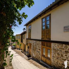 O Lar de Mateo, hotel in Monforte de Lemos