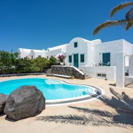 Villa Oinos - Sunset Views, hotel a Órmos Athiniós