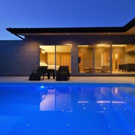 SAKURA別邸 The Pool Villa, Hotel in Nakamura
