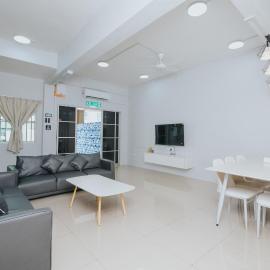 Kings Pine Residences Lot 15 Family Homestay Near Kundasang Ranau