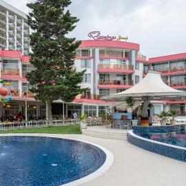 Flamingo Beach Hotel, hotel i Sunny Beach