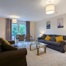 Parkgate 2 bed, private parking, Rosyth M90, hotel in Rosyth