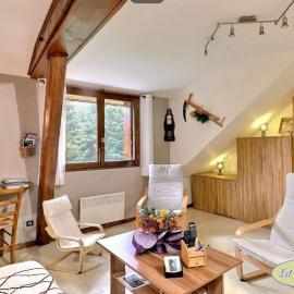 Gite La Couffina, hotel u gradu 'Devesset'