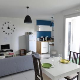 Le Zambeze - Calme et spacieux - parking couvert, hotel in Saint-Herblain