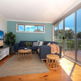 Azure Sands Ocean Views in Batehaven