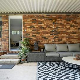 Oak Retreat Bliss by the Beach, hotel a Warriewood
