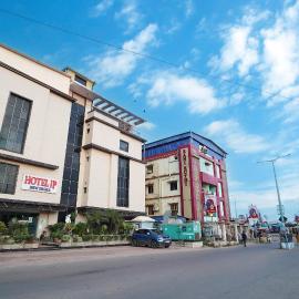 Hotel JP - 100 meters from the beach, hotel v destinaci Digha