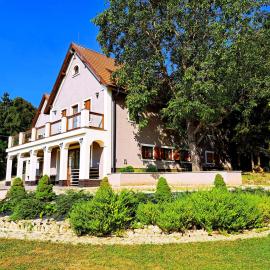 Leimen Centrum, khách sạn ở Mány
