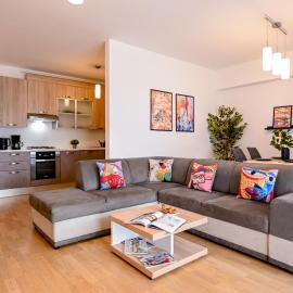 Amazing Stay - Modern 1BR with Balcony in Aviatiei, hotel u Bukureštu