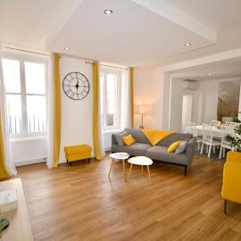 Épernay Prestige, Appartement avec terrasse, hotel sa Épernay