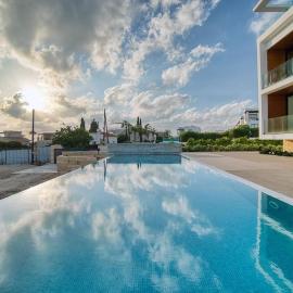 Starry Bay luxury home