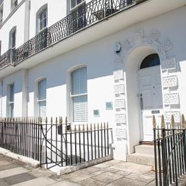 Sovereign House - Close to harbour with parking