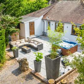 Bramblewood - Cosy chic, hot tub, close to beach, hotel a Stokeinteignhead