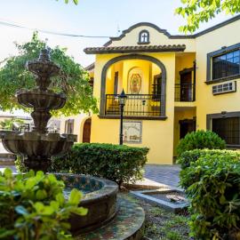 Hotel Suites El Paseo