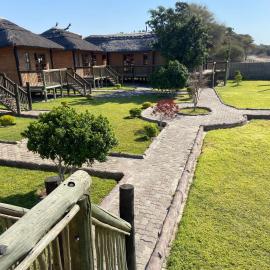 MoOs River Lodge, khách sạn ở Ntabis