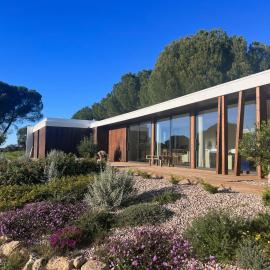 Monte da Aferrada - Casas do Monte, Hotel in Alpalhão