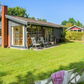 Nice Home In Børkop With Wi-Fi, hotel in Børkop