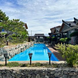 Nonsan Oyeo Poolvilla, hotel v destinaci Nonsan