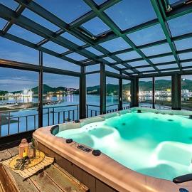 Geojedo Modern 239 Pension Spa, Netflix, Munhwanuri