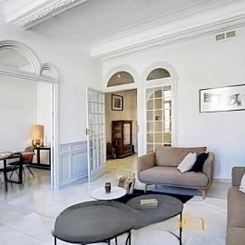Le cadre royal avec piscine