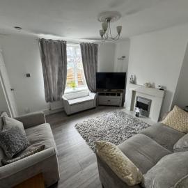 2 Bed Worksop Home, Hotel in Worksop