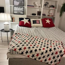 F5 Lägenhetssvit på Österlen med det lilla extra!, hotelli kohteessa Tomelilla