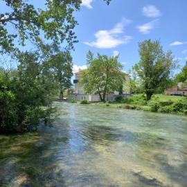 Green Diamond โรงแรมในCetina
