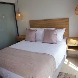 Urban stay on Hilton, hotel v destinácii Sandown
