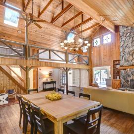 Craftsman Style Cabin In The Heart Of Sonoma- Includes Wine Tasting Passport, hotel di Sonoma