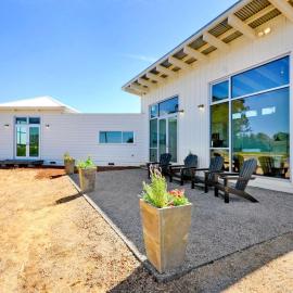 Sonoma-Napa Wine Country Retreat Surrounded By Vineyards, Views, & Privacy, hotel in Sonoma
