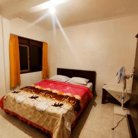 Peno Homestay, hotel en Sumberbuluh
