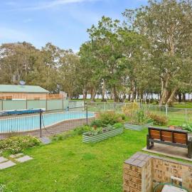 Waterfront Pet Friendly Abode Toukley NSW, ξενοδοχείο σε Toukley
