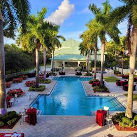 Doral Pool 310 by WaveProperties، فندق في ميامي