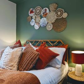Cosy Peacehaven - Free on site Parking! Pet friendly!