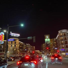 Glendale Americana 2 Bedroom 2 Bathroom Condo, hotel en Glendale