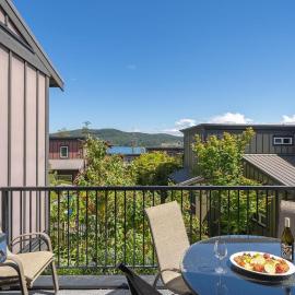 Sooke Harbour Resort & Marina, hotel din Sooke