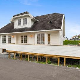 Sentral og fin enebolig i Lillestrøm, Hotel in Lillestrøm