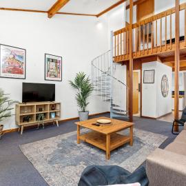23 Cottesloe Steps to beach - sleeps 3 NO WIFI