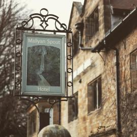 Mallyan Spout Hotel, hotel sa Goathland