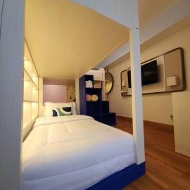 Jeju Home 제주 Studio - 30Sqm at Downtown Semarang, hotell i Semarang