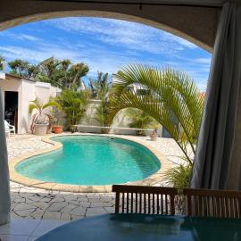 Villa Étang salé les bains avec piscine privée, Hotel in L'Étang-Salé-les-Bains