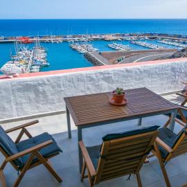 Casa balcón al mar