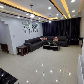 Laperla family apartment 1, hotel a Al Yādūdah